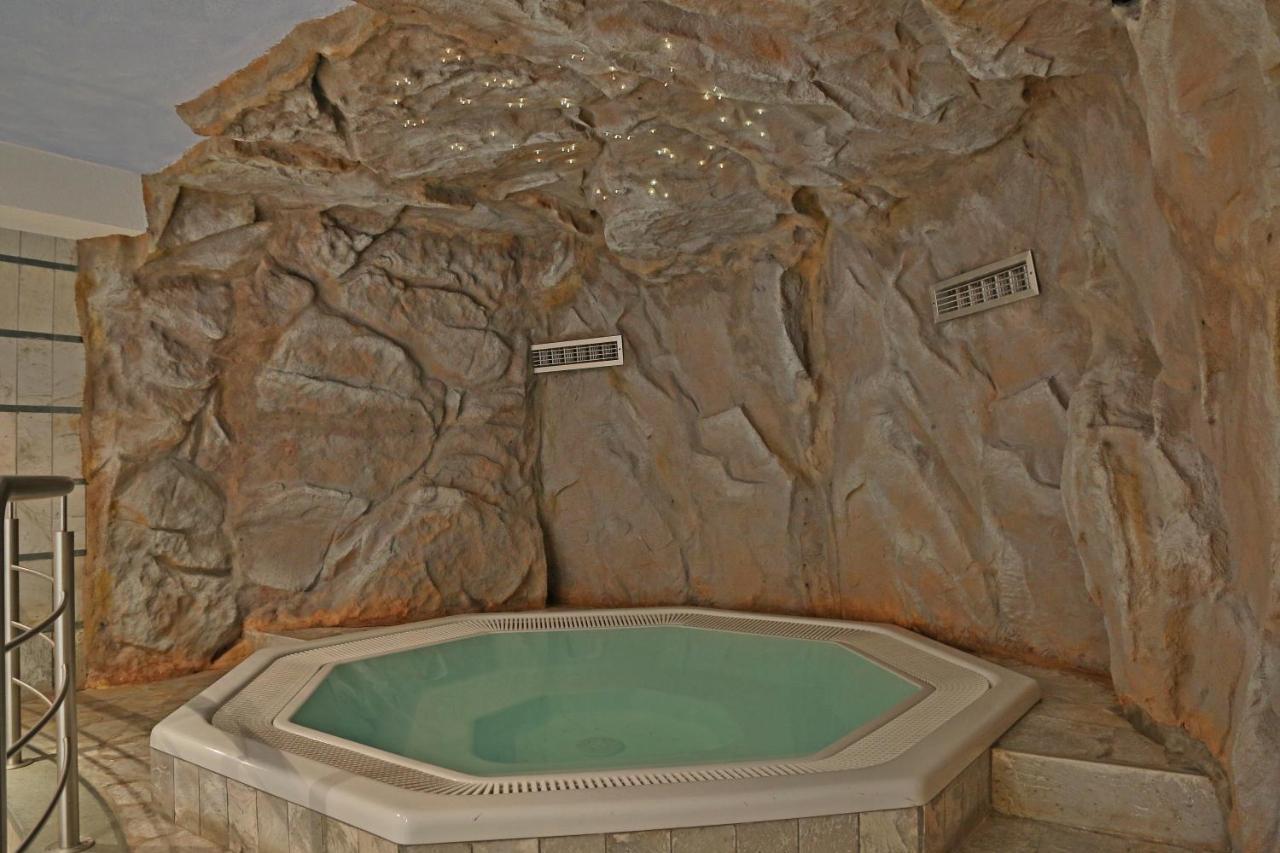 Hotel Pörnbacher Olang Exteriör bild