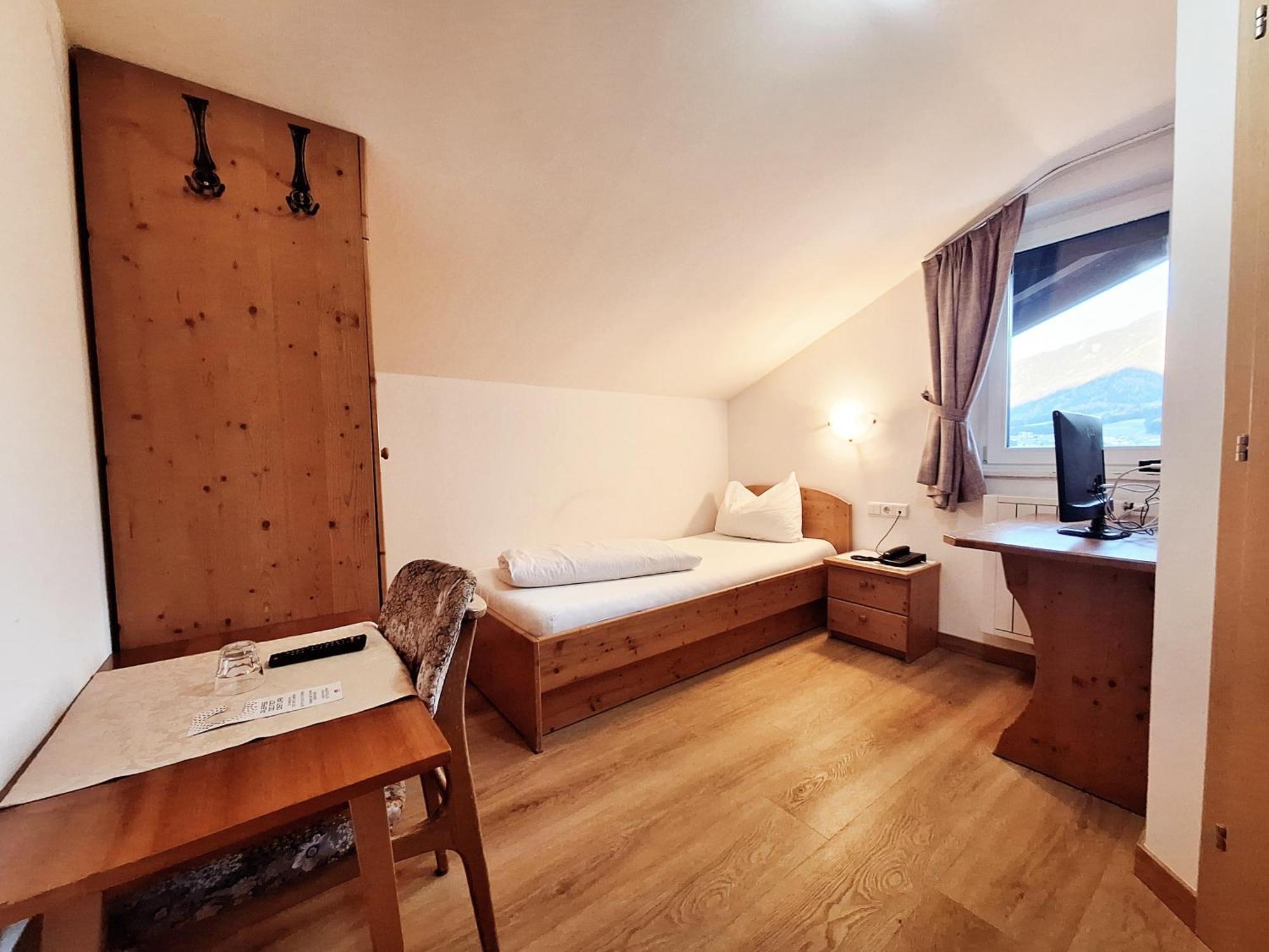 Hotel Pörnbacher Olang Exteriör bild