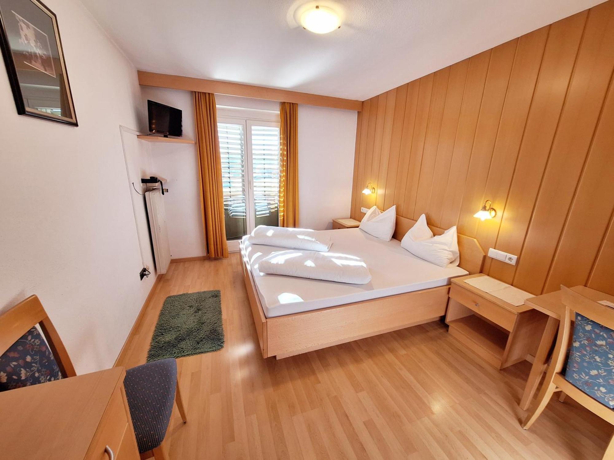 Hotel Pörnbacher Olang Exteriör bild
